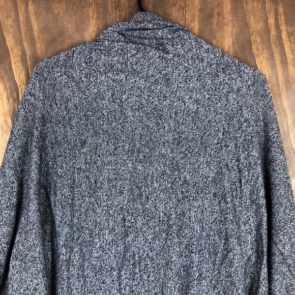 XS Express Gray Knit Shrug with Dolman Sleeves - Picture 12 of 13